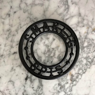 Grytunderlägg, gjutjärn