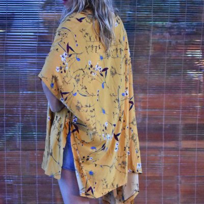 Siden kaftan gul