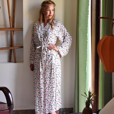 Kimono Morgonrock - Vit blommig bomull