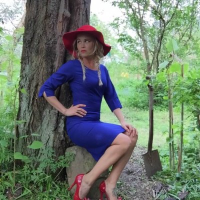 Linnea Blå klänning 50-tal