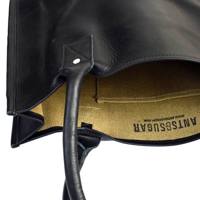 svart skinn shoppingveske