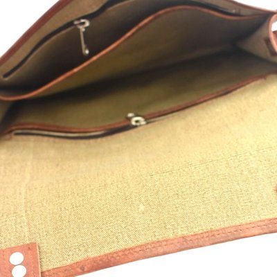 Klassiskt skinnveske i retrostil innside