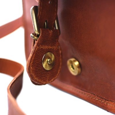 magnetlås retro skinnveske